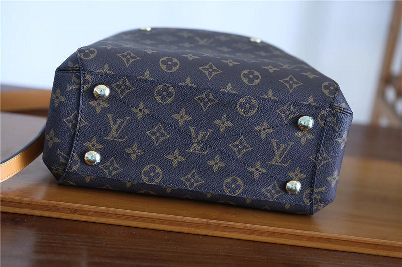 I W Fashion Lu-Vi bags - 8379