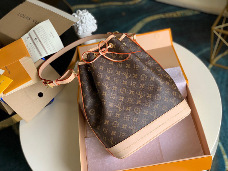 I W Fashion Lu-Vi bags - 17337