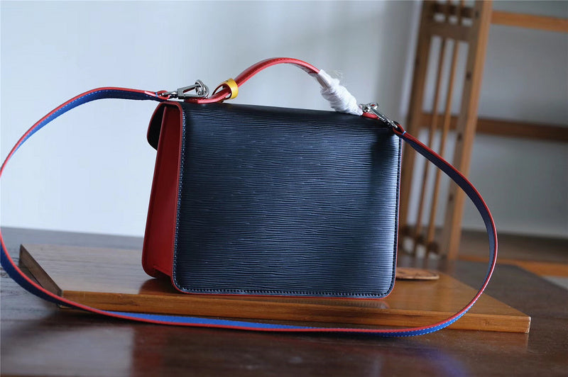I W Fashion Lu-Vi bags - 8055