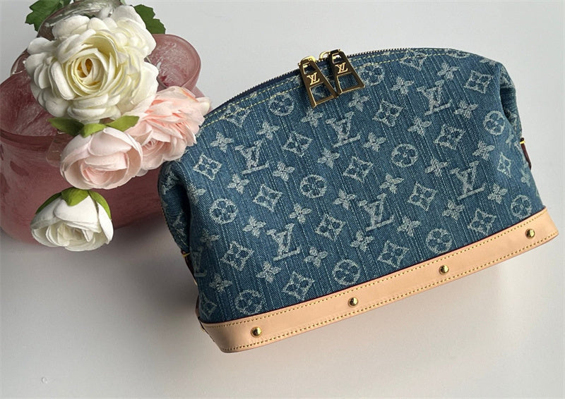 PHA - LOV Bags - 067