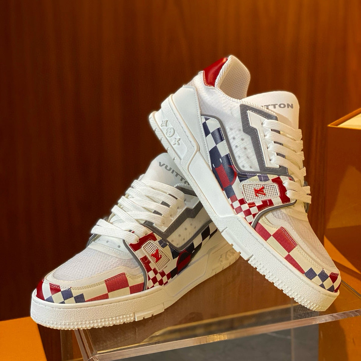 LOU TRAINERS