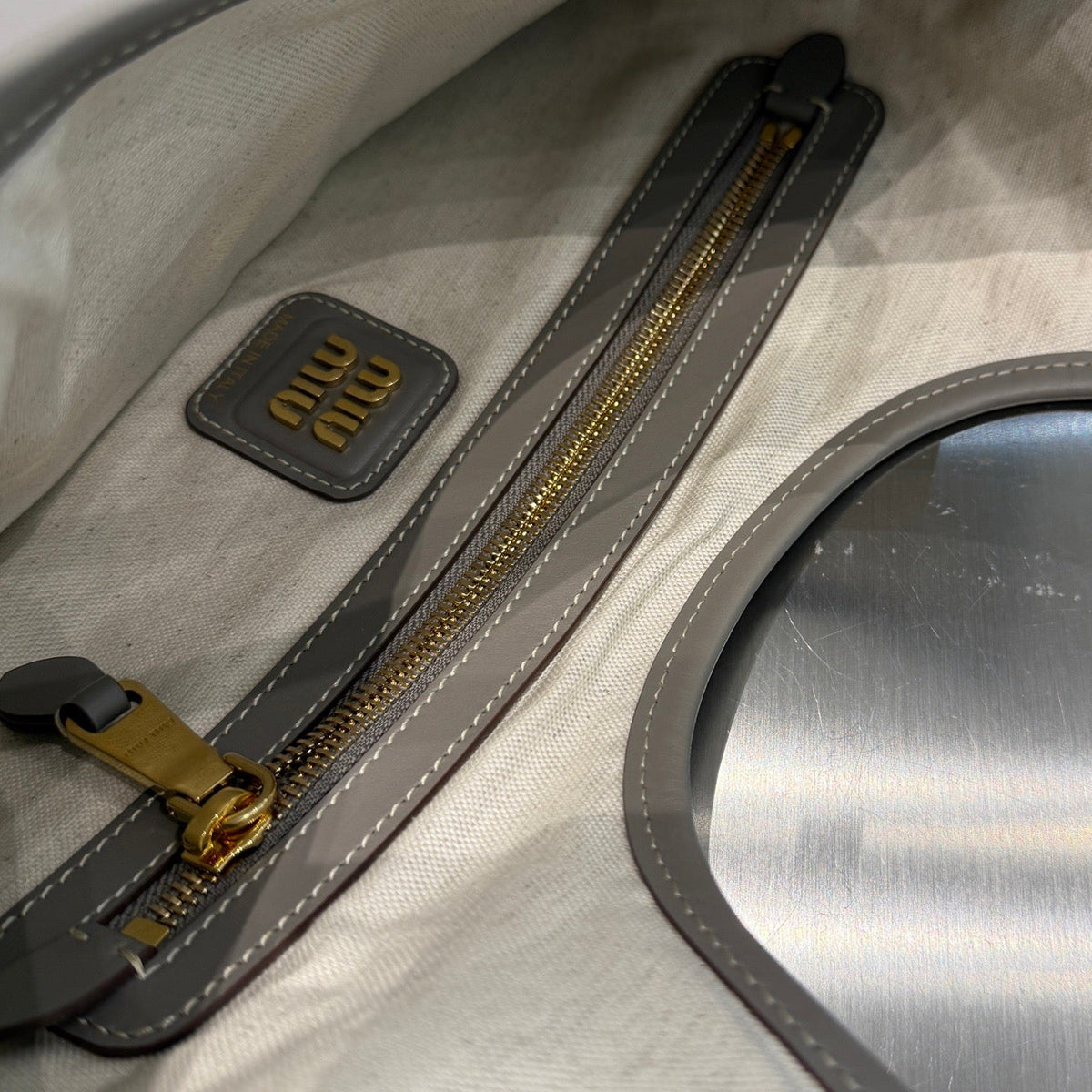 MIU M IVY LEATHER BAG
