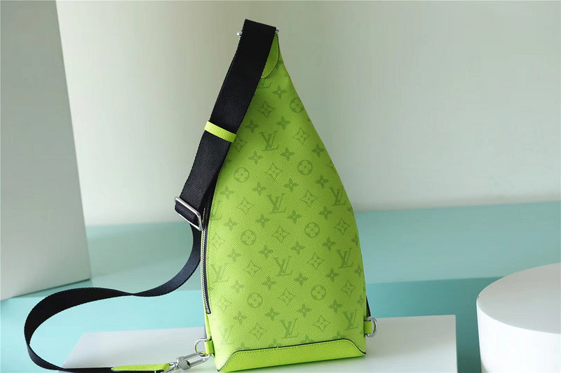 I W Fashion Lu-Vi bags - 9946