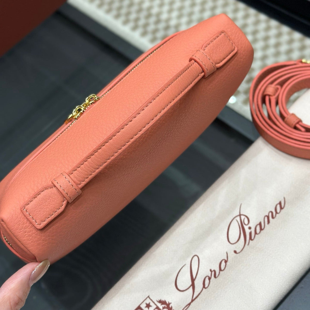 LORO P EXTRA POCKET L19 BAG