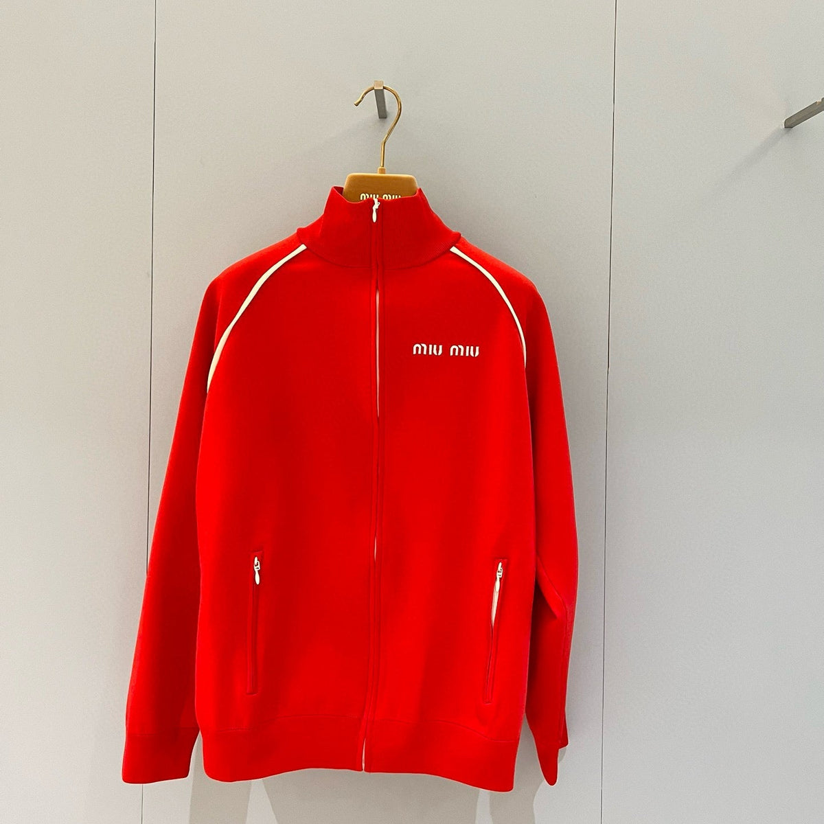 MIU M ZIP SWEATSHIRT