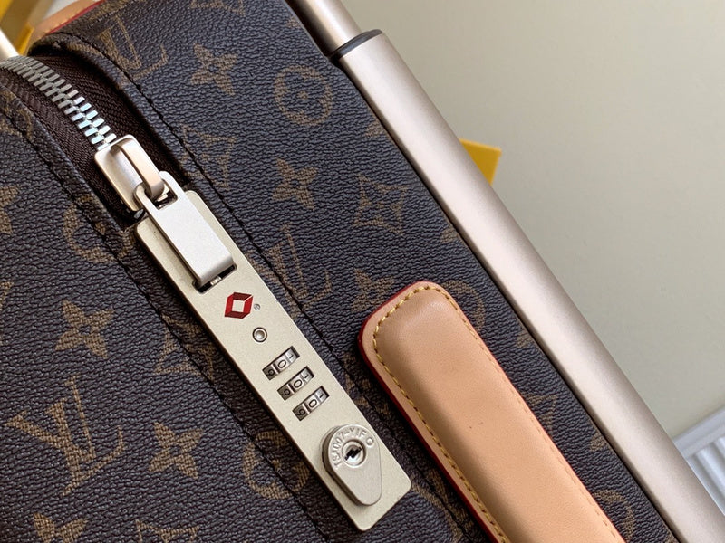 I W Fashion Lu-Vi bags - 11401