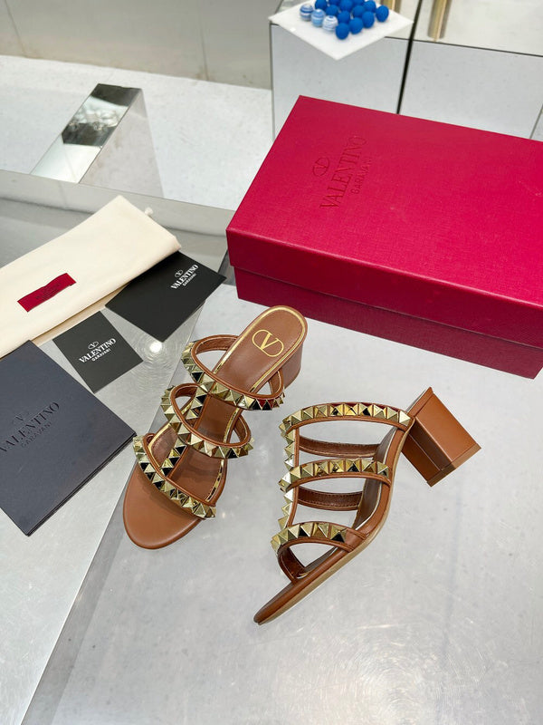 Valentino GARAVANI Luxury Shoes