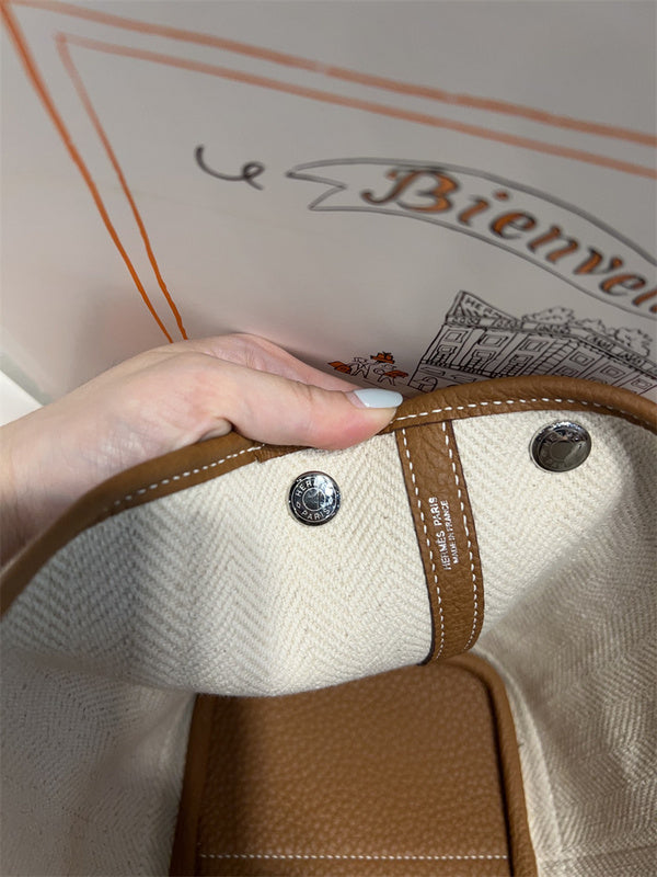 PHA - HMS Bags - 815