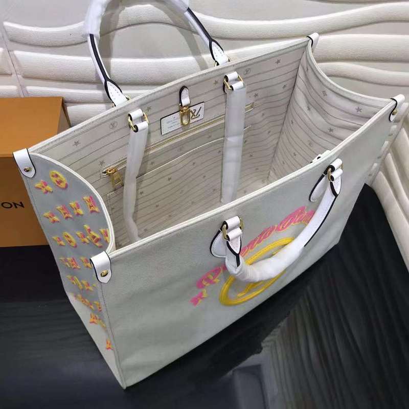 LOV2 Bags - Luxurious Bags  522