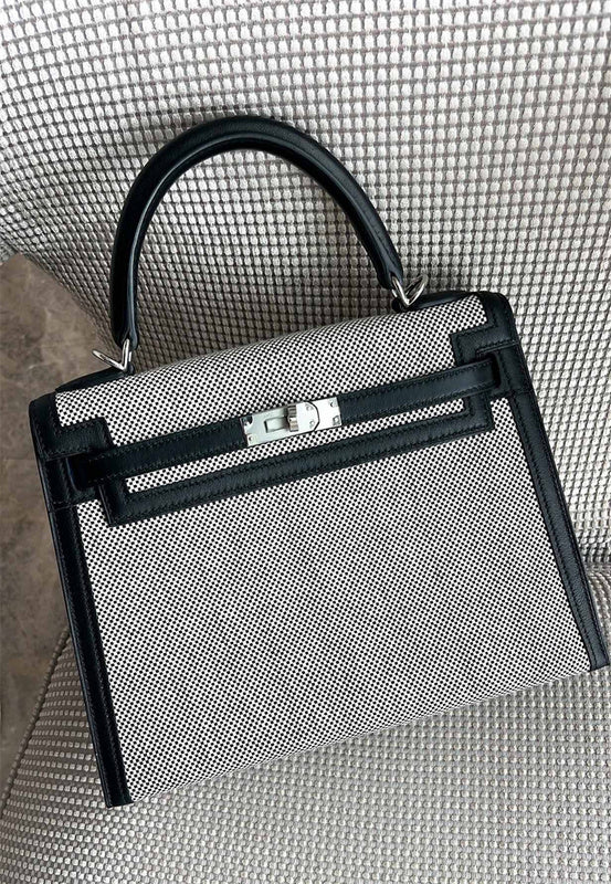 PHA - HMS Bags - 573
