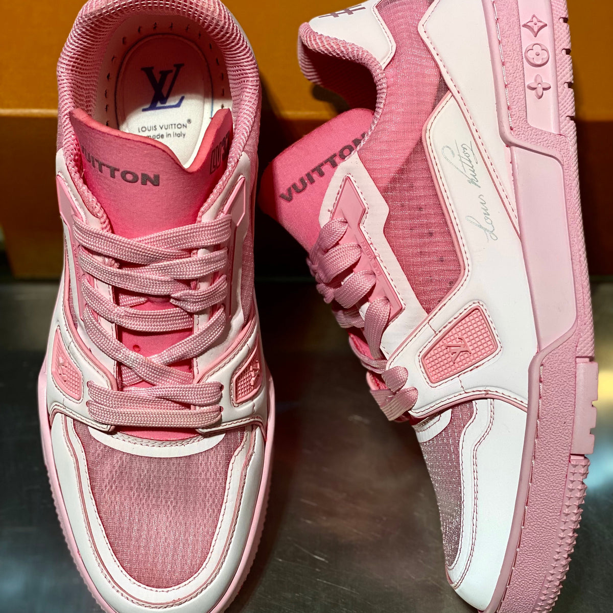 LOU SNEAKERS