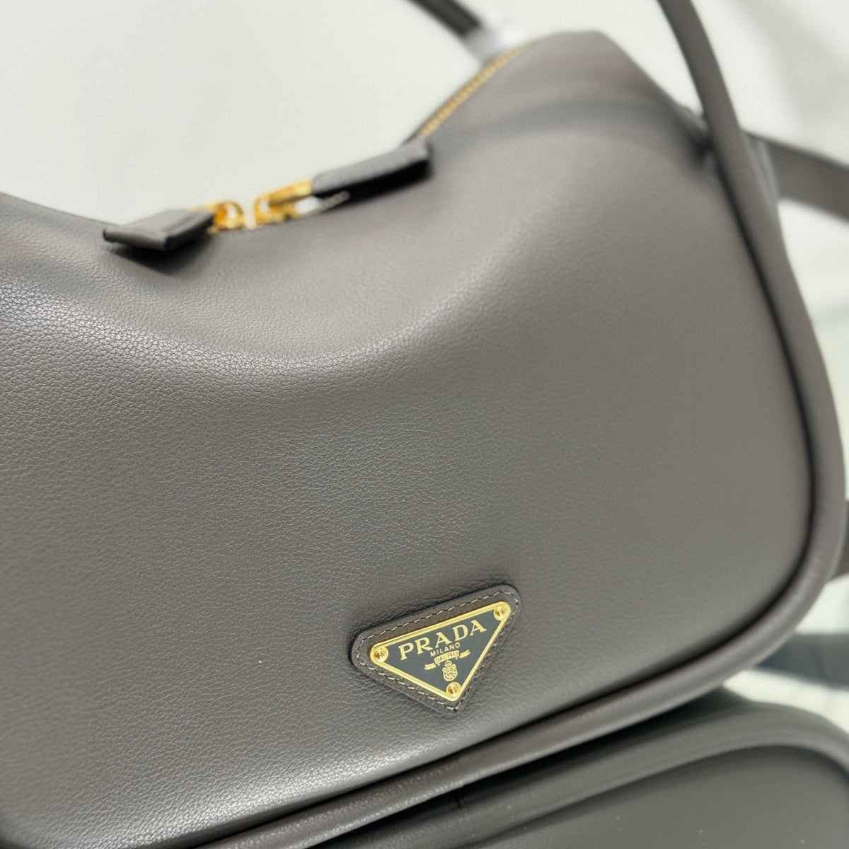 PD LEATHER HANDBAG