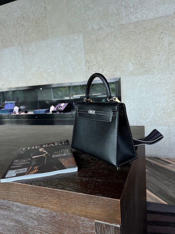 PHA - HMS Bags - 1576