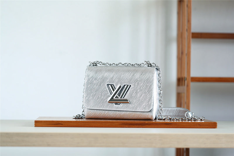 I W Fashion Lu-Vi bags - 8442