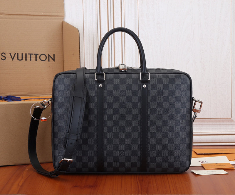 I W Fashion Lu-Vi bags - 17693