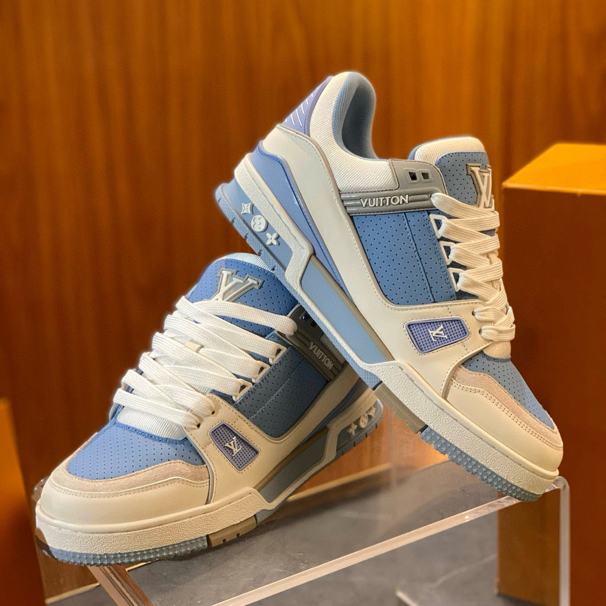 LOU TRAINERS