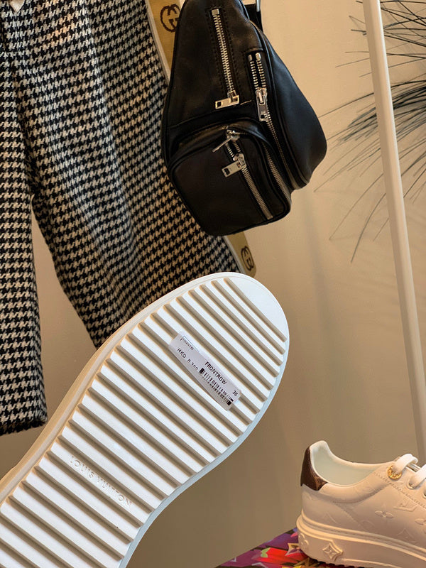 Louis Vuittion Luxury Shoes