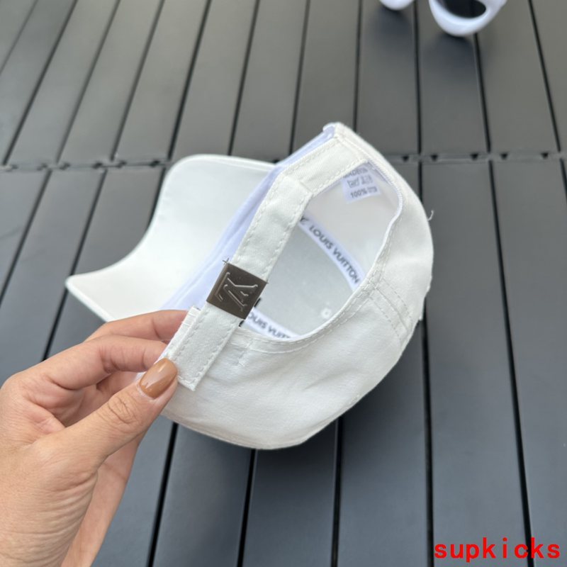 Louis Vuitton Luxury Cap