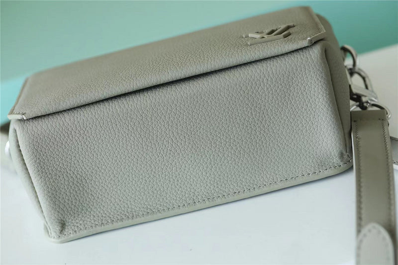 I W Fashion Lu-Vi bags - 9917
