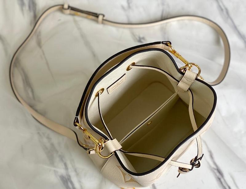 Ava’s Mode - LOV Bags - 2470