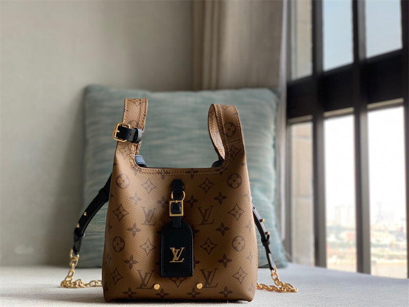 PHA - LOV Bags - 446