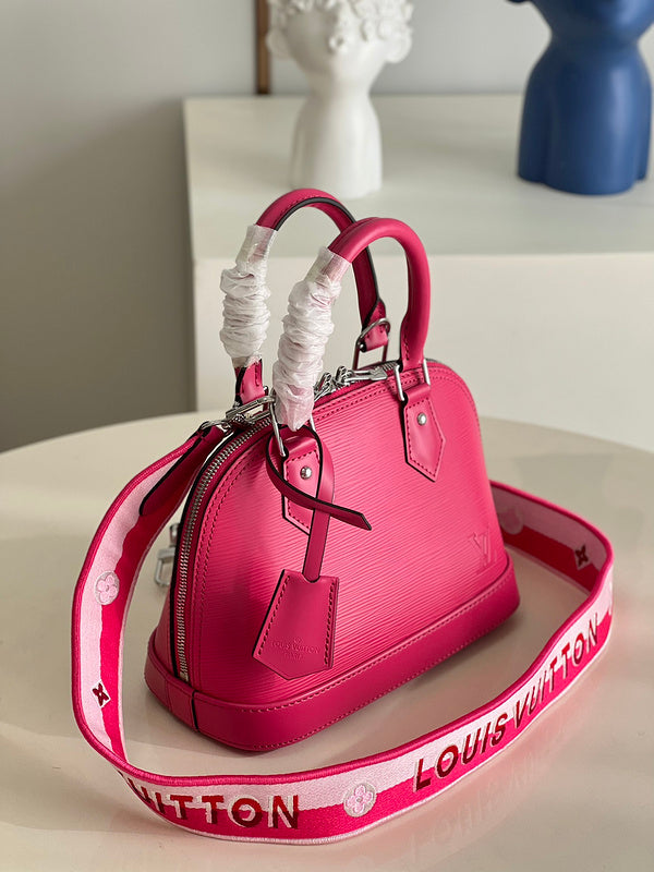 I W Fashion Lu-Vi bags - 17266