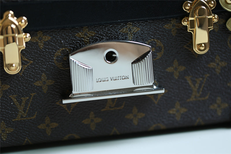 I W Fashion Lu-Vi bags - 8230