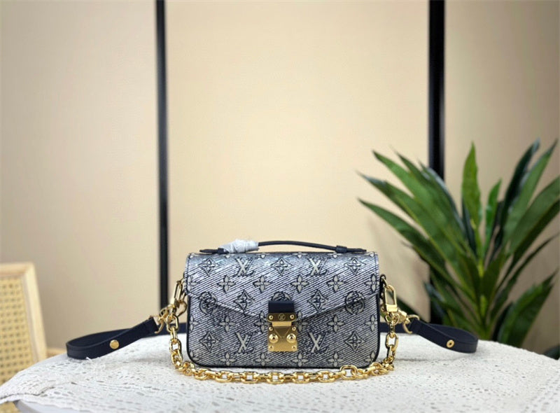 PHA - LOV Bags - 655