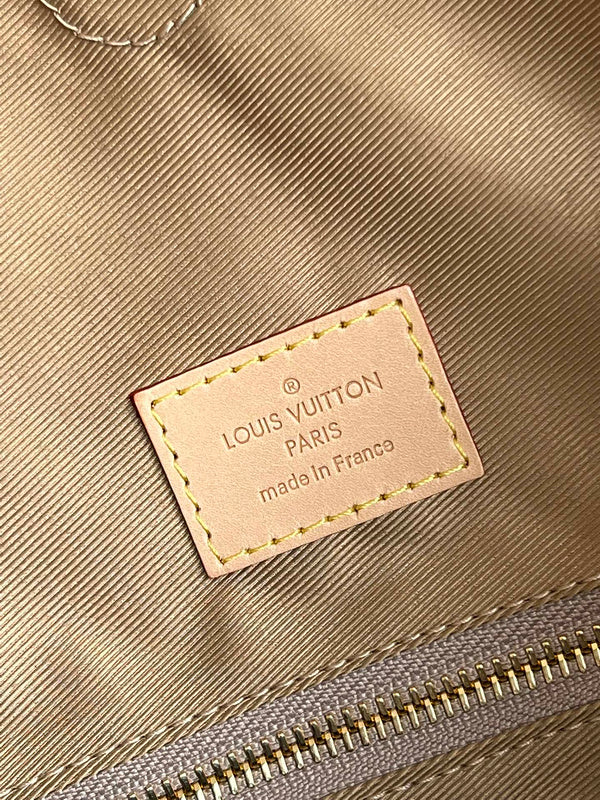 I W Fashion Lu-Vi bags - 17152