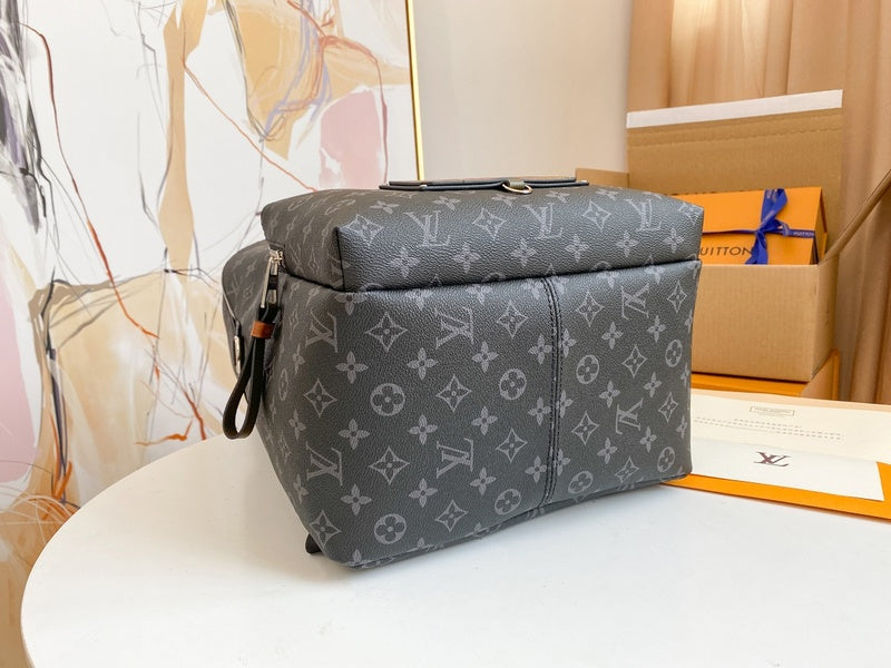 I W Fashion Lu-Vi bags - 17584