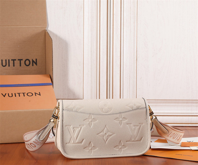PHA - LOV Bags - 375