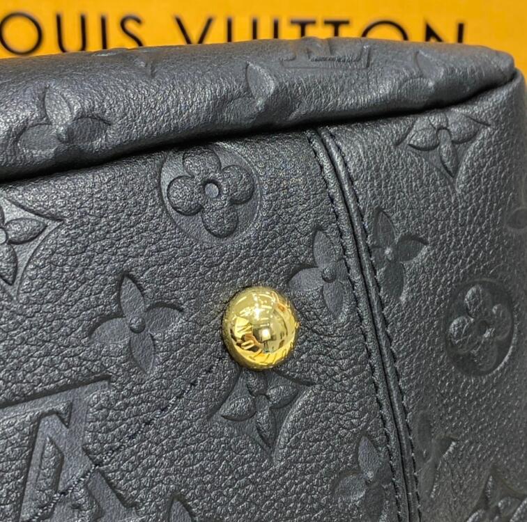 Ava’s Mode - LOV Bags - 2466