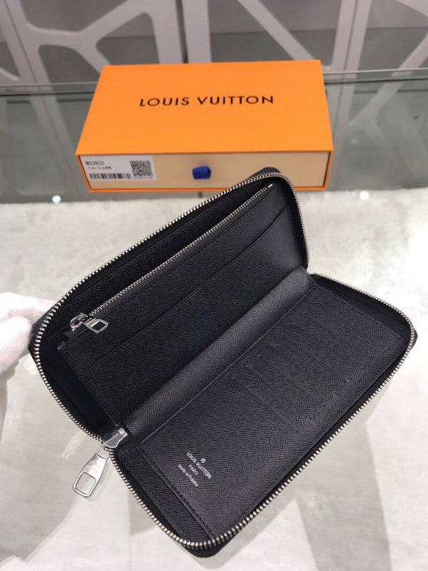 I W Fashion Lu-Vi bags - 10862