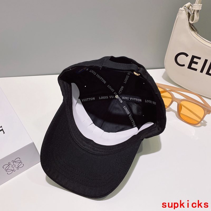 Louis Vuitton Luxury Cap