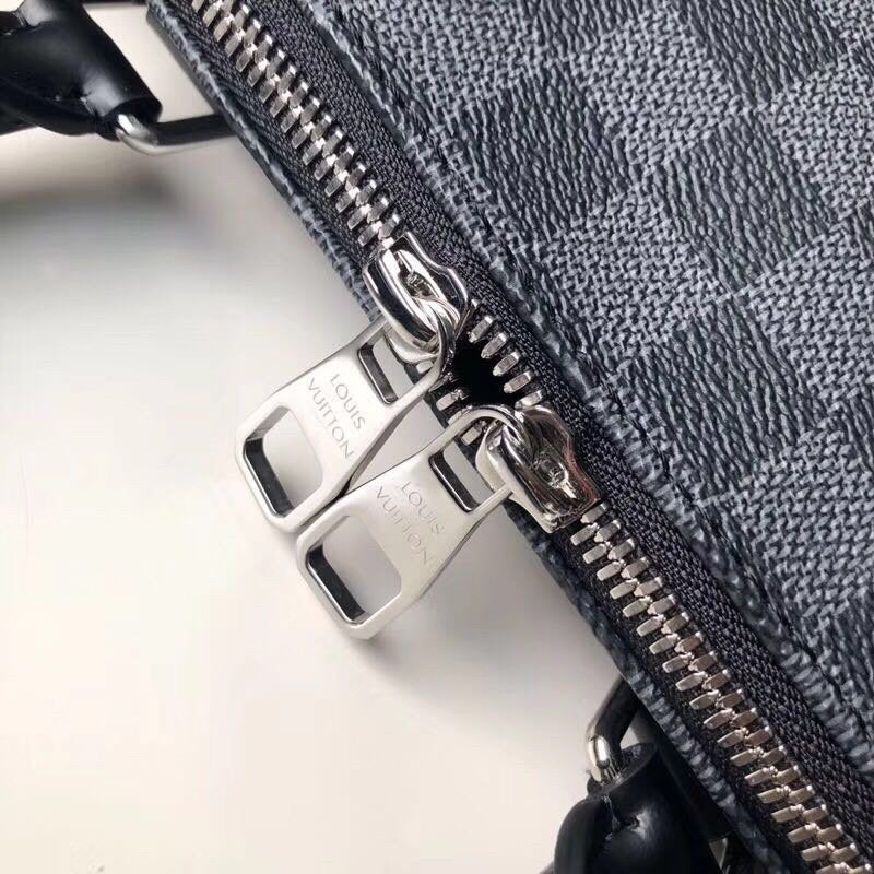 I W Fashion Lu-Vi bags - 17781