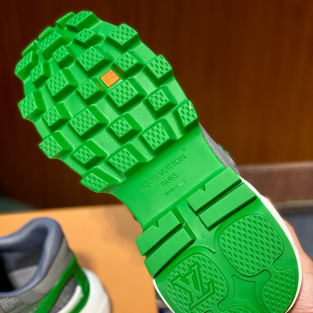 LOU SUMMIT SNEAKERS
