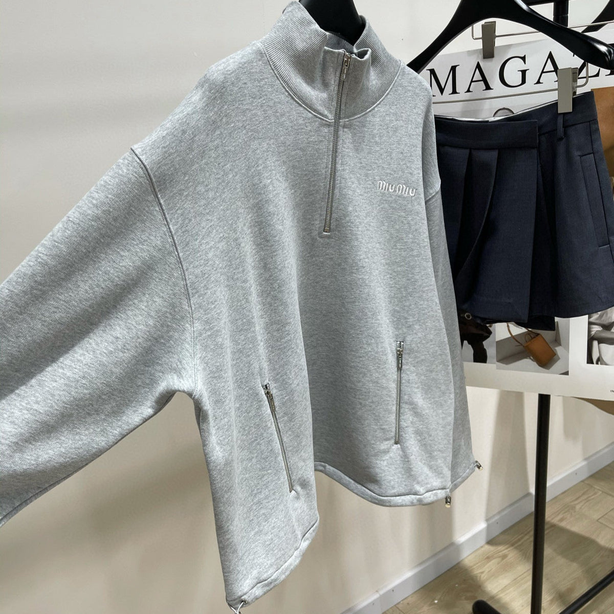 MIU M ZIP SWEATSHIRT