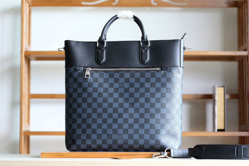 I W Fashion Lu-Vi bags - 9884