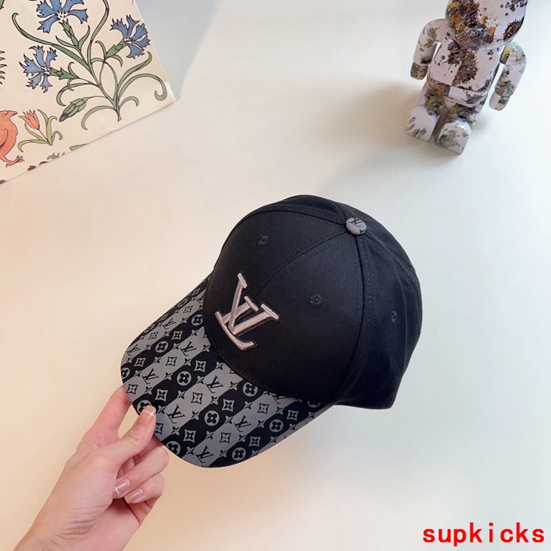 Louis Vuitton Luxury Cap