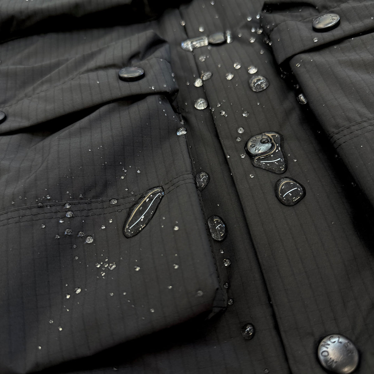 MONC TONGASS VEST