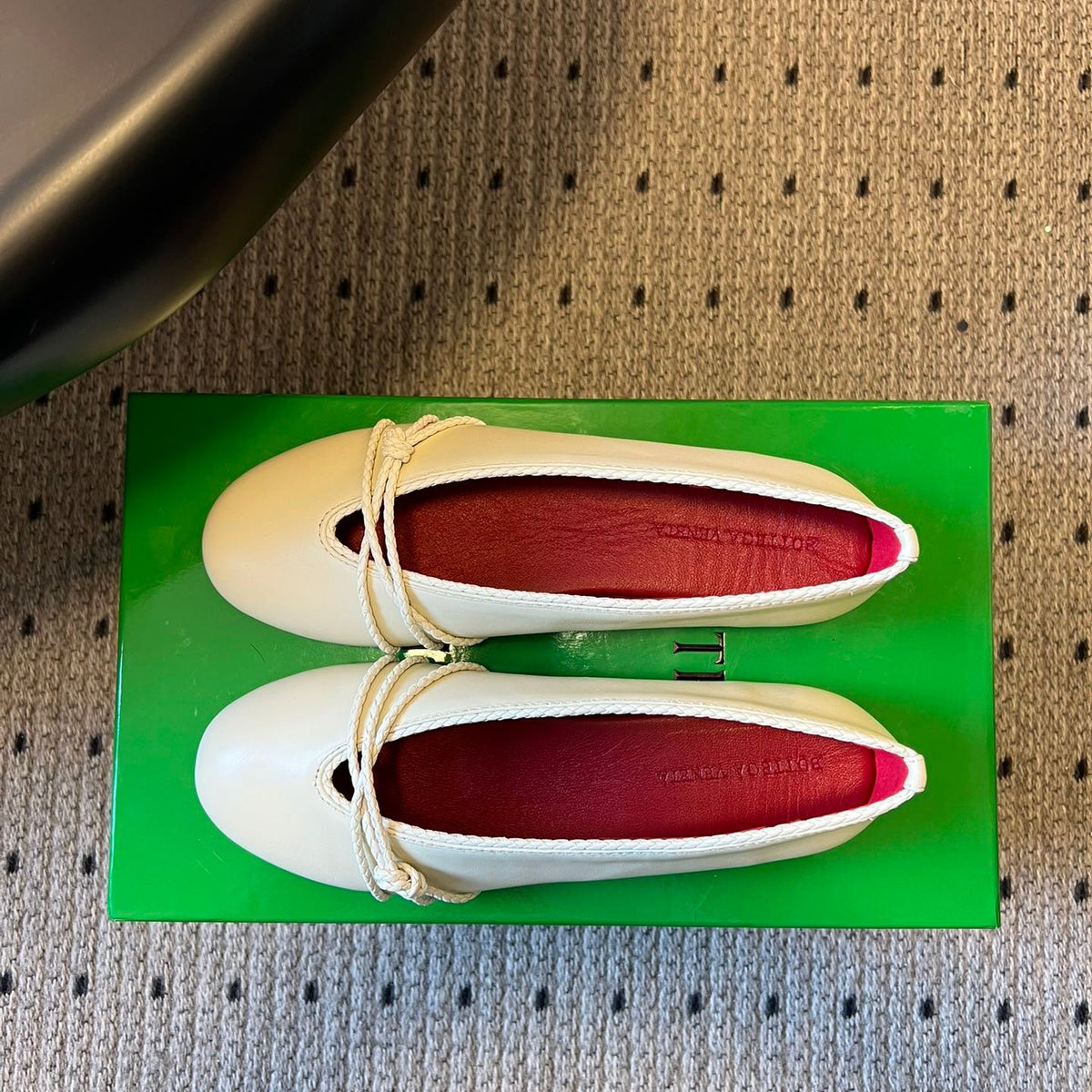 BOTT V BALLET PUMPS