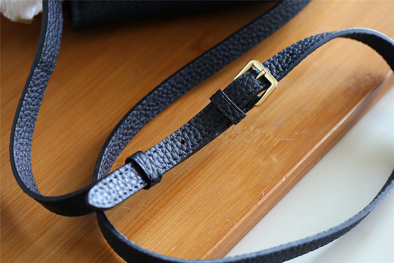 I W Fashion Lu-Vi bags - 8347