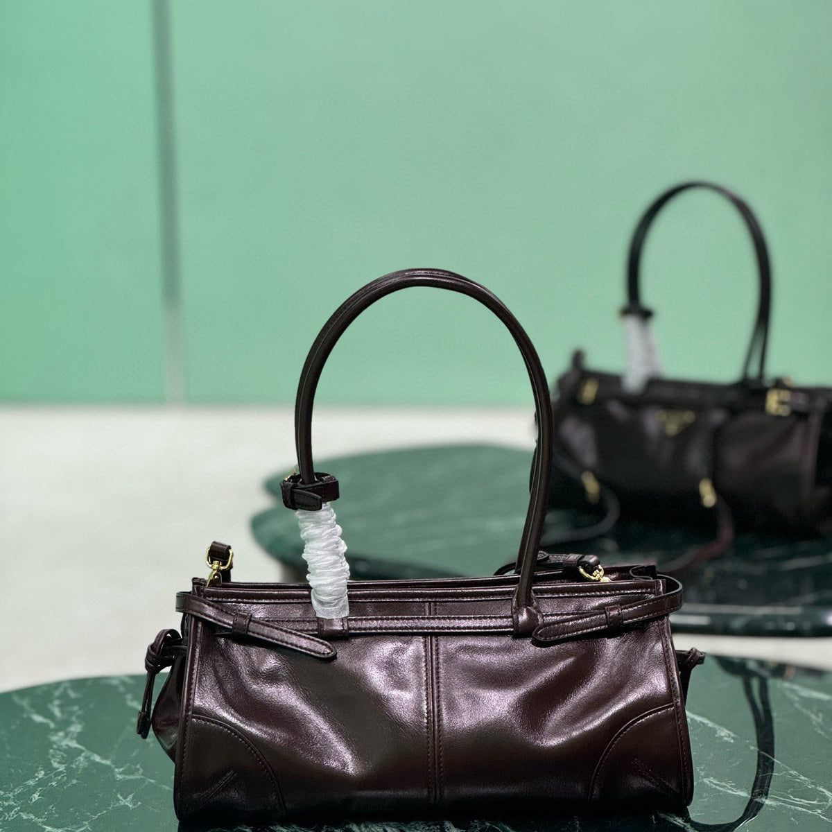 PD MEDIUM LEATHER HANDBAG