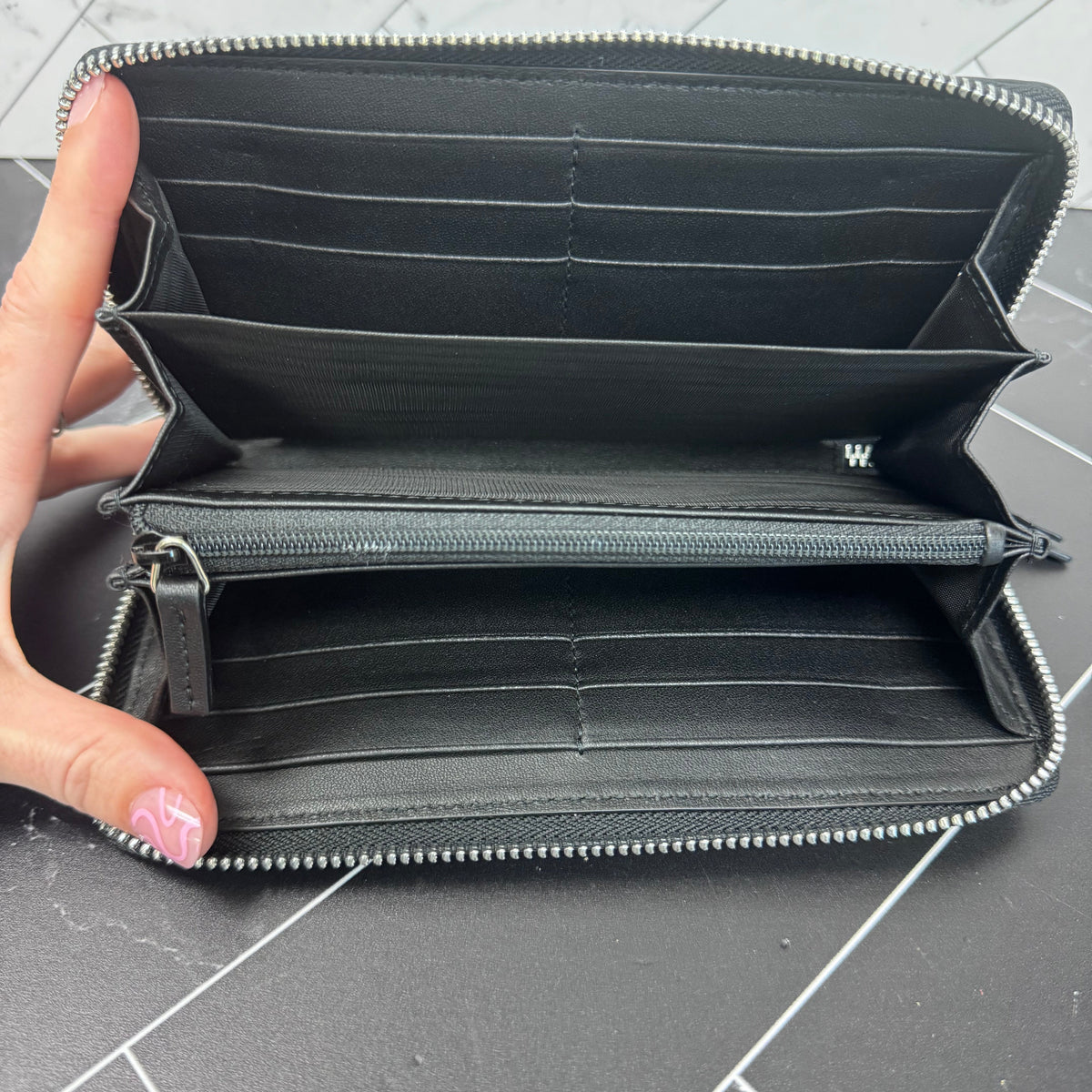 BRAND NEW- Gucci Black Micro Guccisima Zippy Wallet