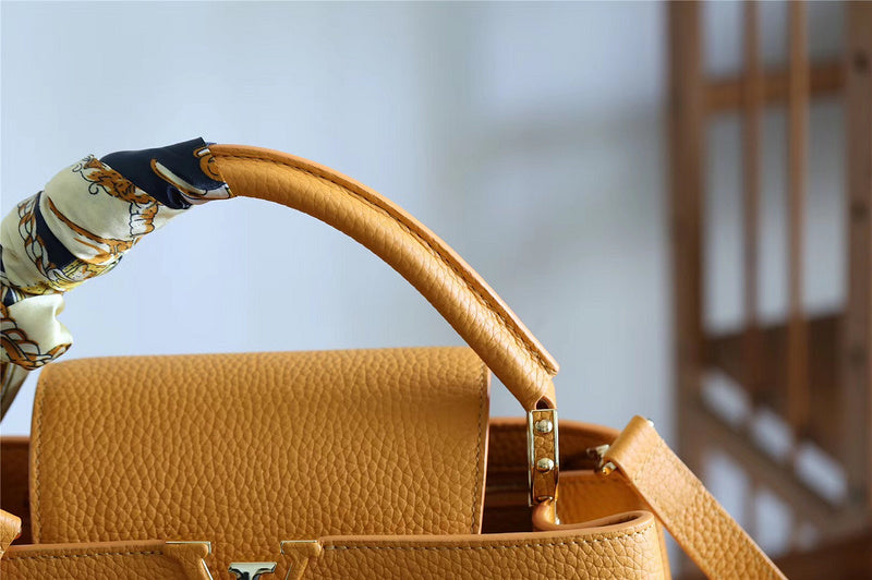 I W Fashion Lu-Vi bags - 8380