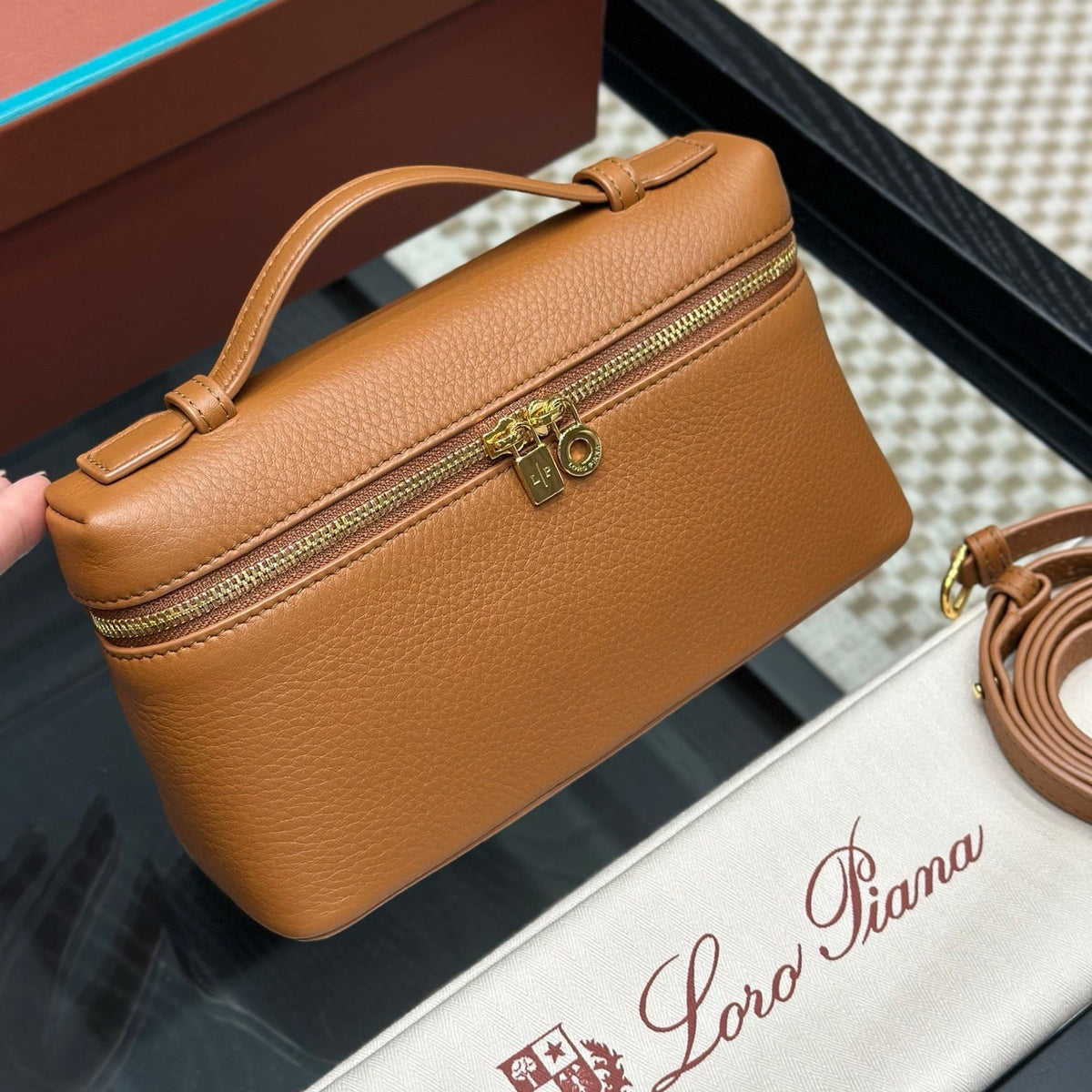 LORO P EXTRA POCKET L19 BAG