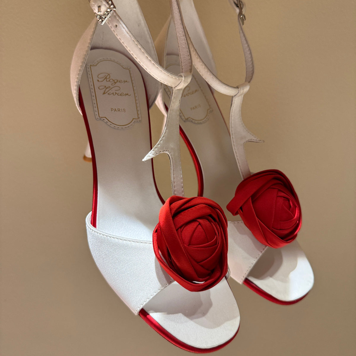 ROGER V HEELS
