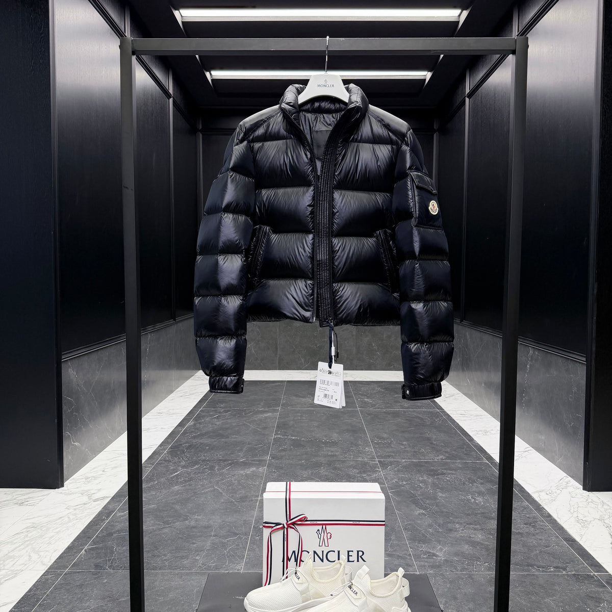 MONC PETRA JACKET