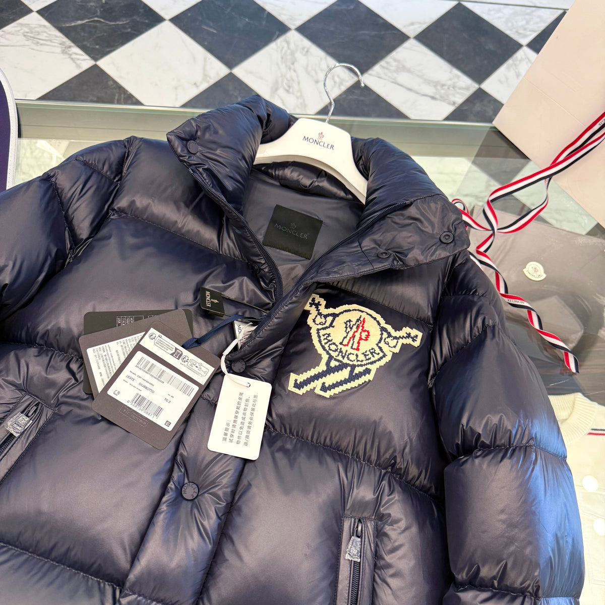 MONC LESTE JACKET