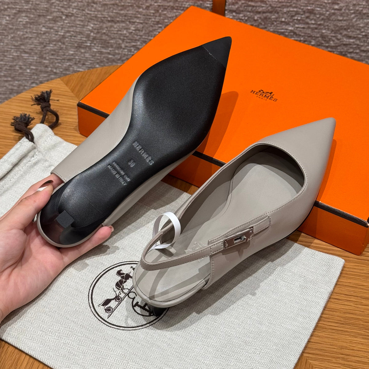 HERM LOVER 40 PUMPS
